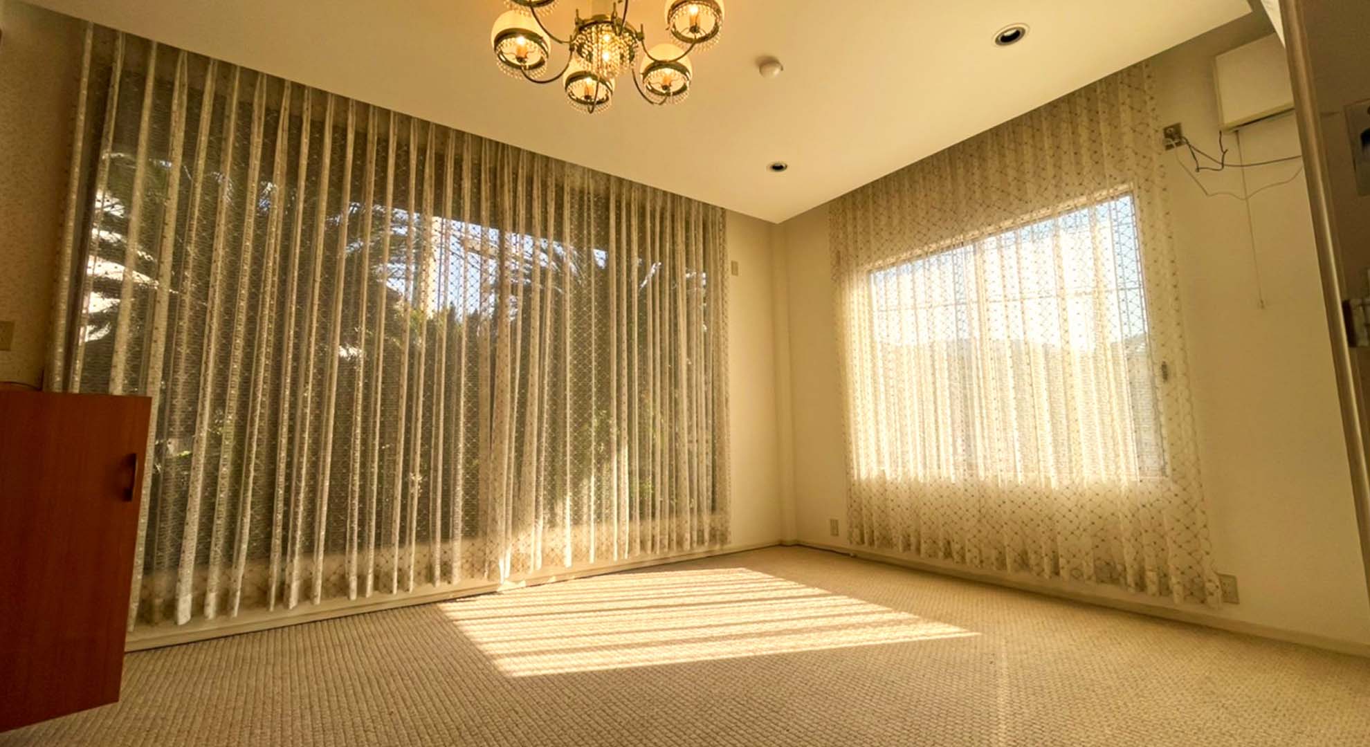 滋賀県大津市稲葉台　洋室