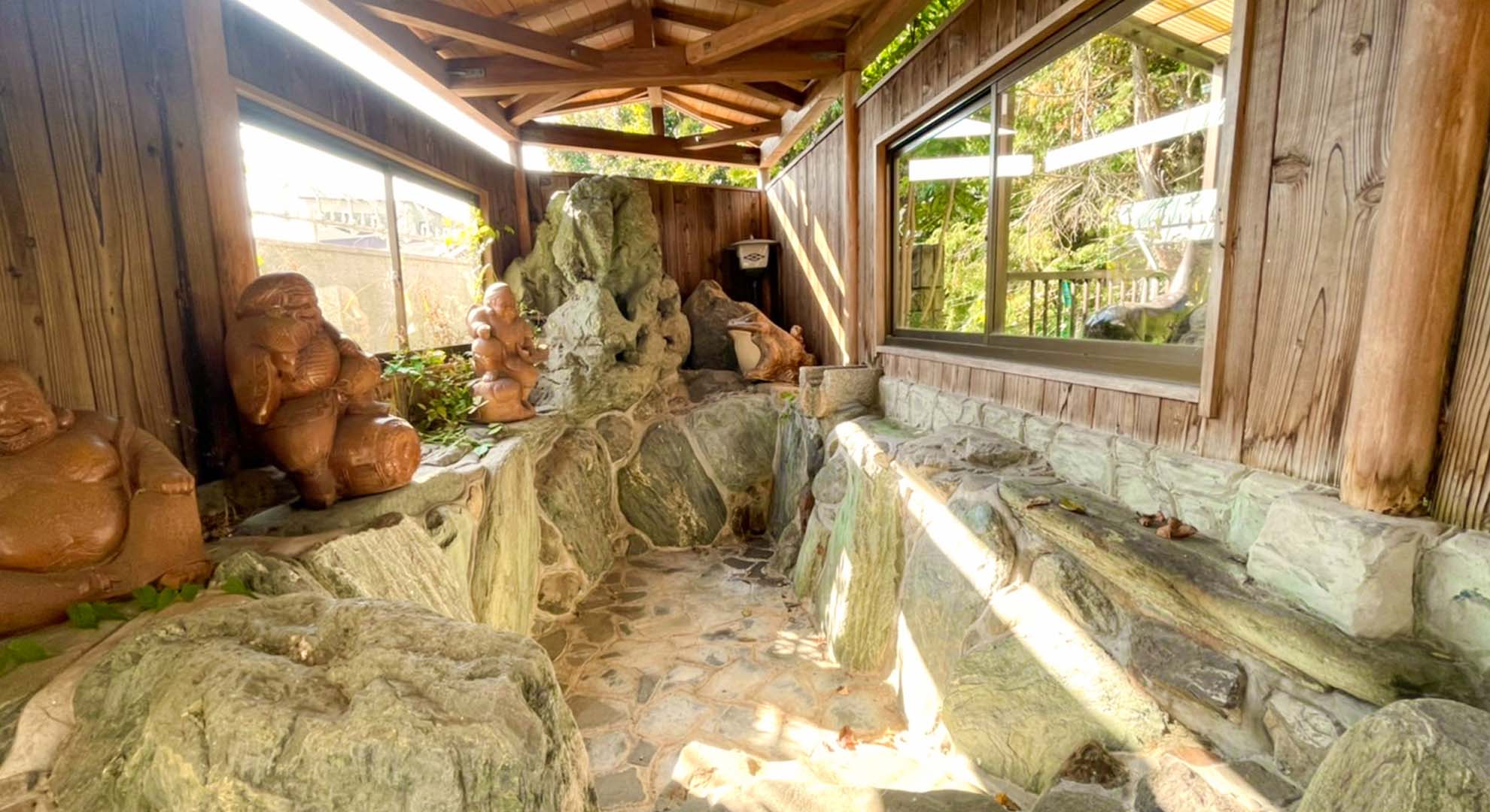 滋賀県大津市稲葉台　露天風呂