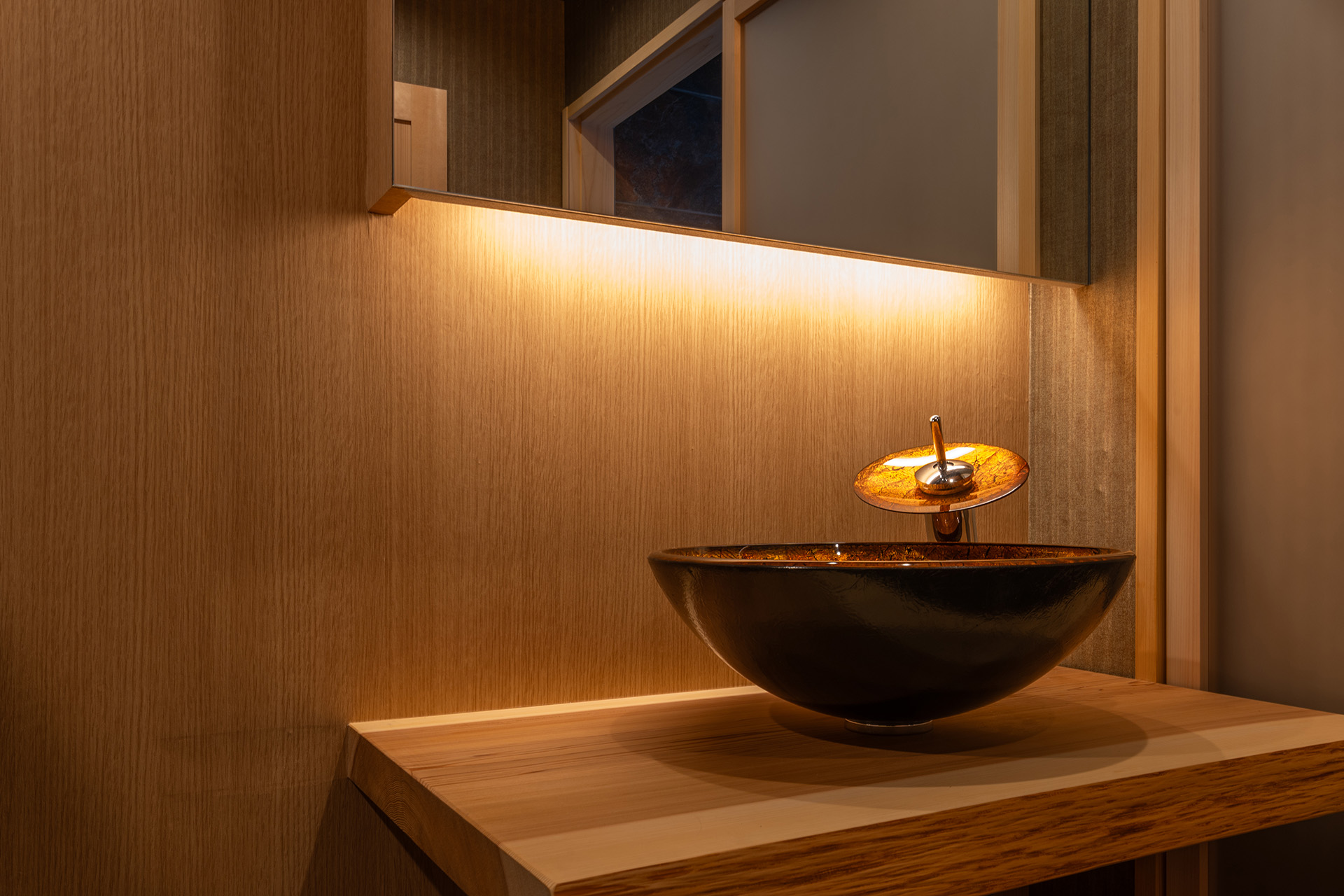 南区東九条東御霊町　長屋A棟　洗面台