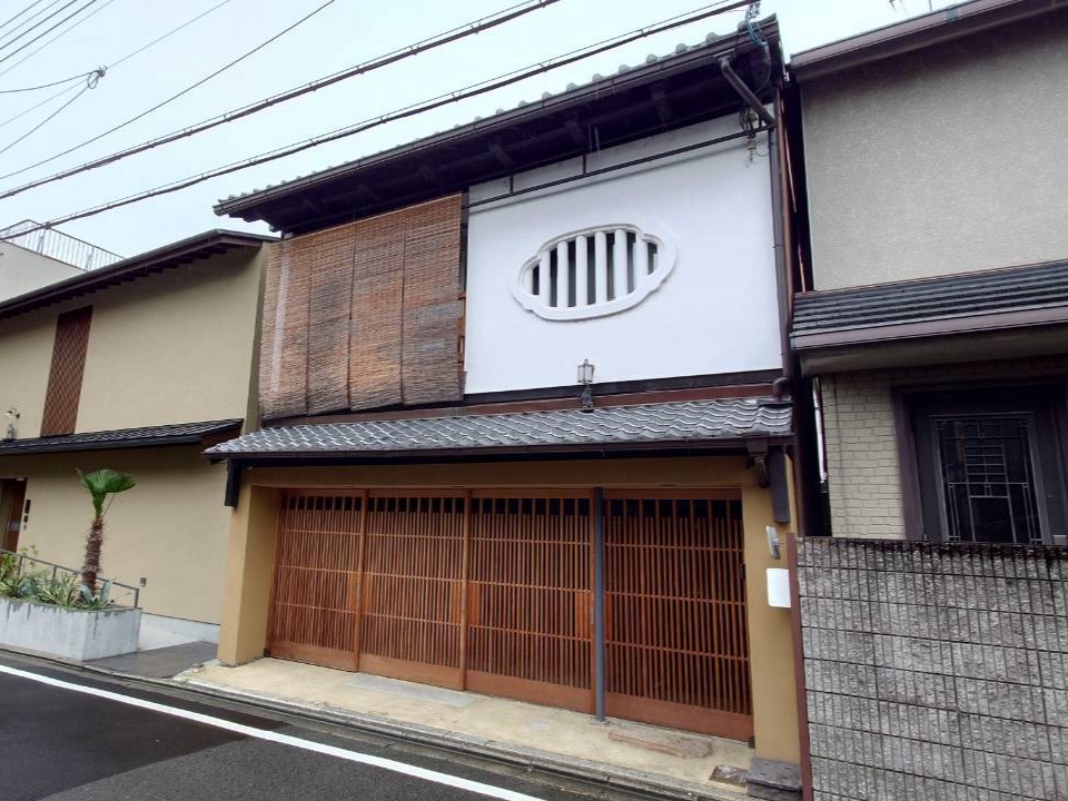 東山区下新シ町
