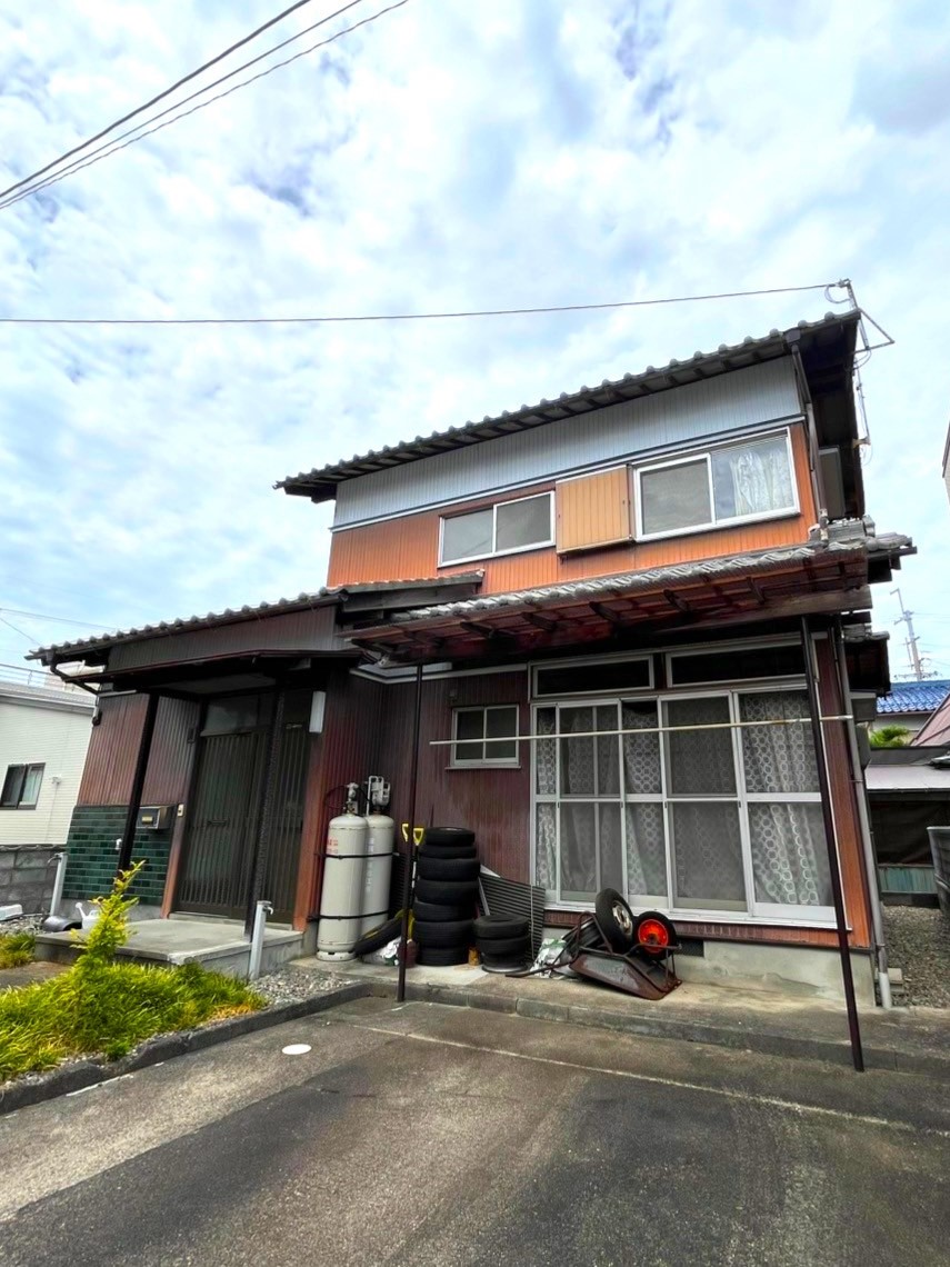 滋賀県東近江市佐野町